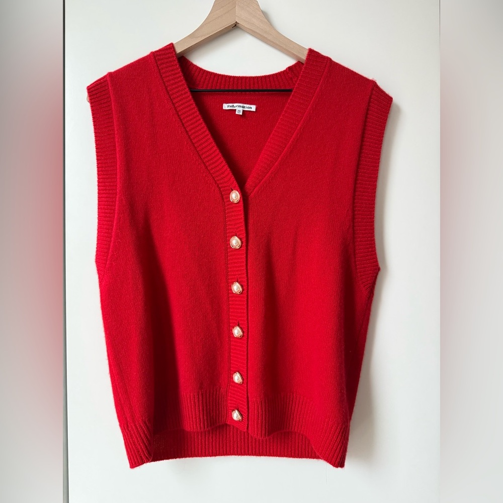 Reformation Jacqui Cashmere Sweater Vest